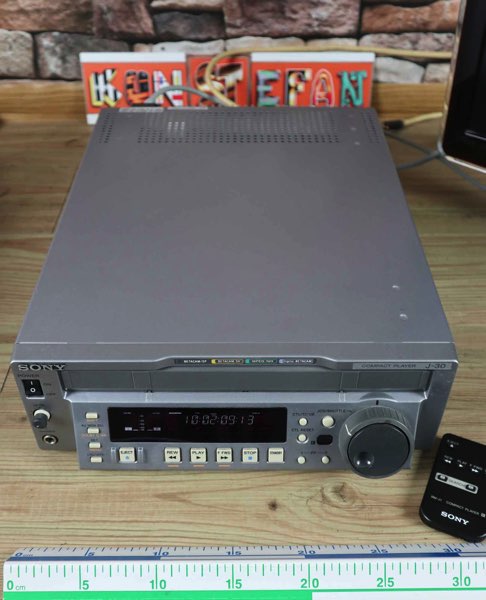 Sony J 30 Betacam compact player broadcast 1